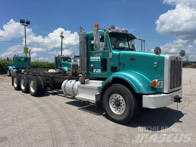 Peterbilt 365 Cabins and interior