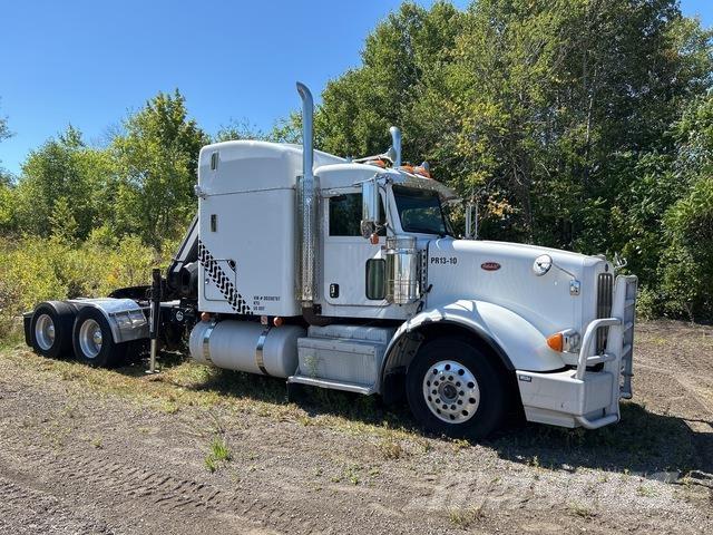 Peterbilt 367 Truck mounted cranes