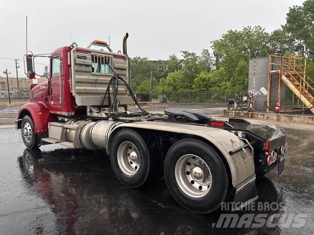 Peterbilt 367 Prime Movers