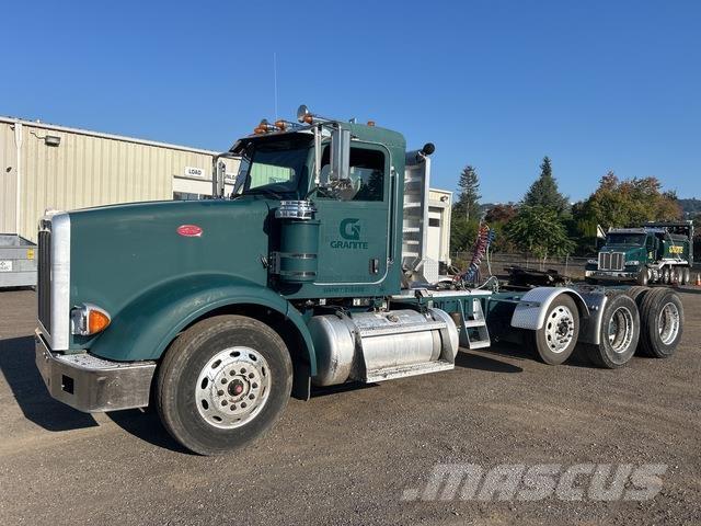 Peterbilt 367 Prime Movers
