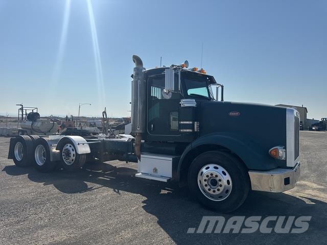 Peterbilt 367 Prime Movers