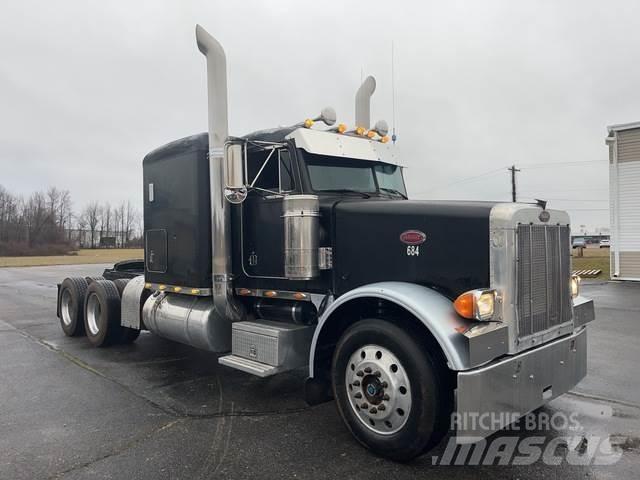 Peterbilt 378 Prime Movers