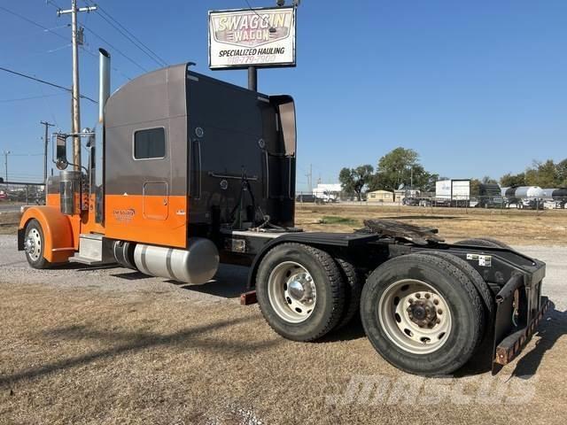 Peterbilt 379 Prime Movers