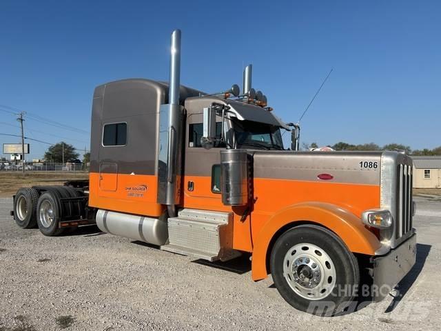 Peterbilt 379 Prime Movers
