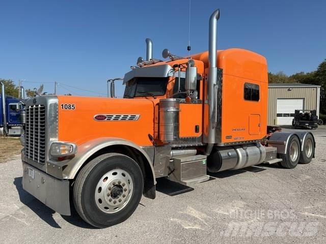 Peterbilt 379 Prime Movers