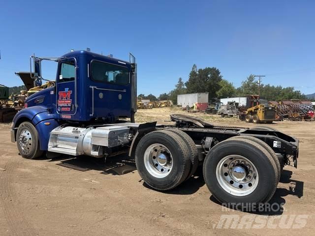 Peterbilt 386 Prime Movers