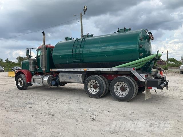 Peterbilt 388 Commercial vehicle