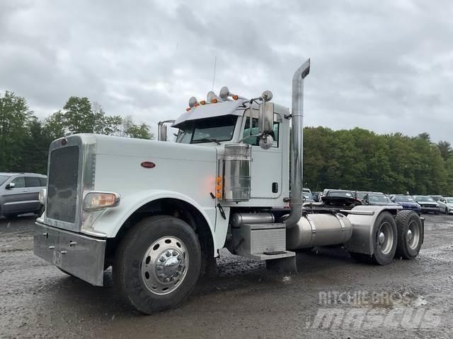 Peterbilt 389 Prime Movers