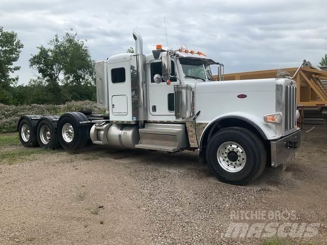 Peterbilt 389 Prime Movers