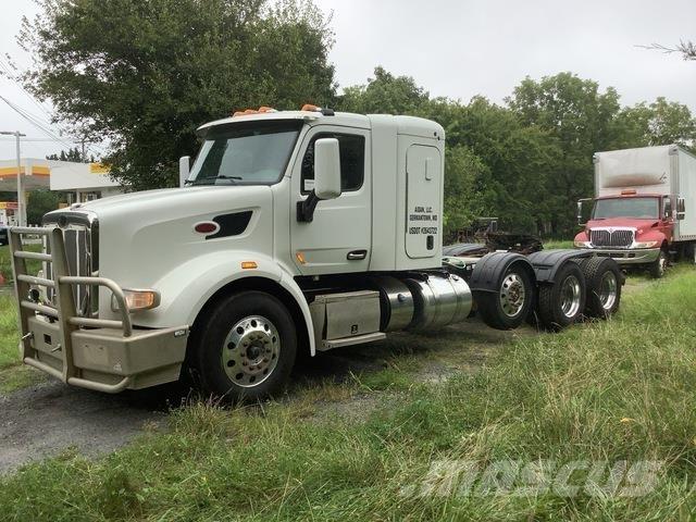 Peterbilt 567 Prime Movers