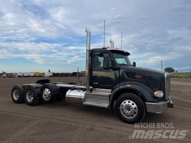 Peterbilt 567 Prime Movers