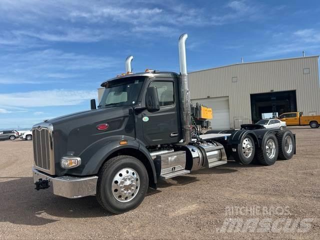 Peterbilt 567 Prime Movers
