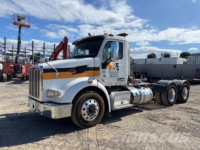 Peterbilt 567 Prime Movers