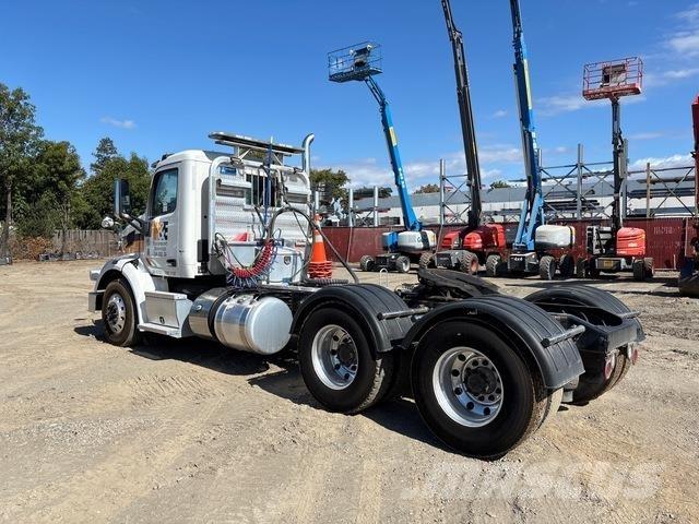 Peterbilt 567 Prime Movers