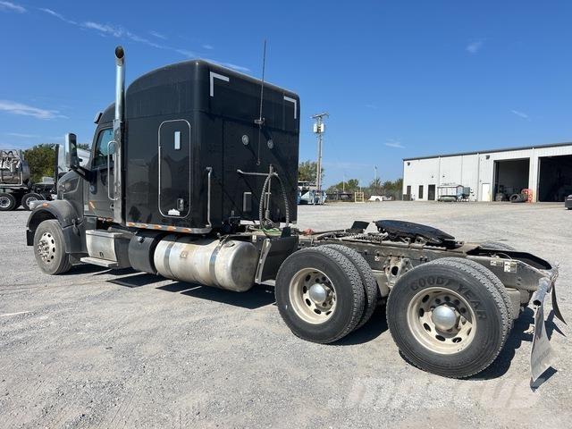 Peterbilt 567 Prime Movers