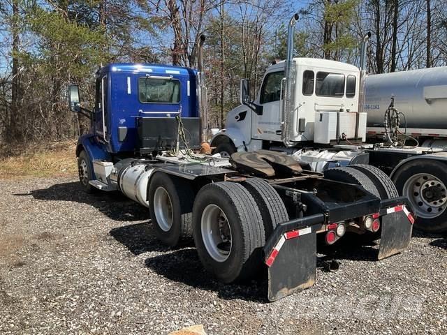 Peterbilt 579 Prime Movers