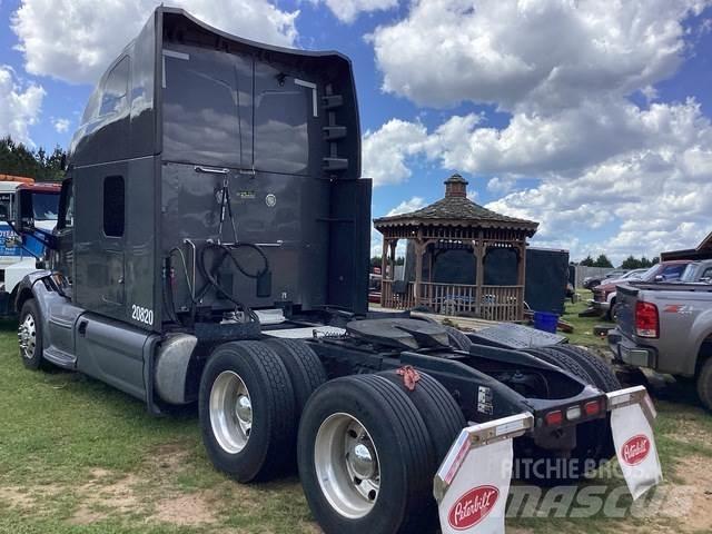 Peterbilt 579 Prime Movers
