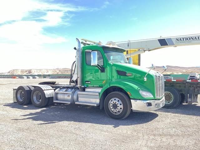 Peterbilt 579 Prime Movers