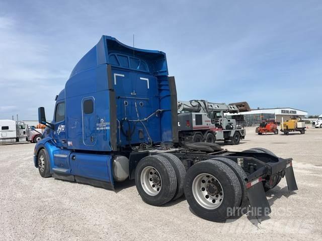 Peterbilt 579 Prime Movers