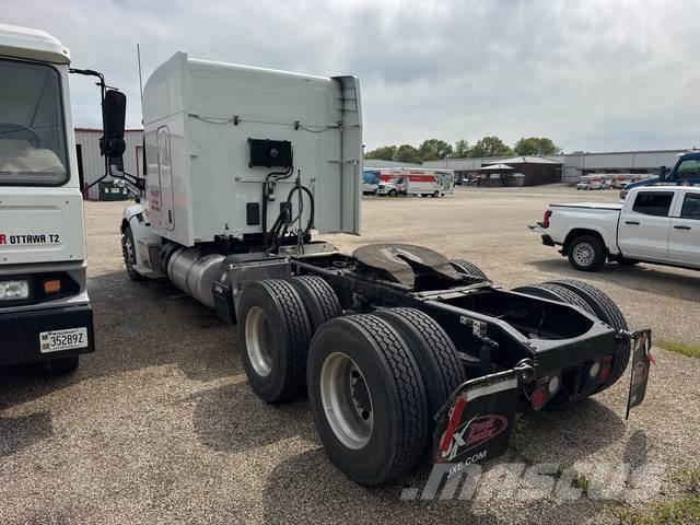 Peterbilt 579 Prime Movers