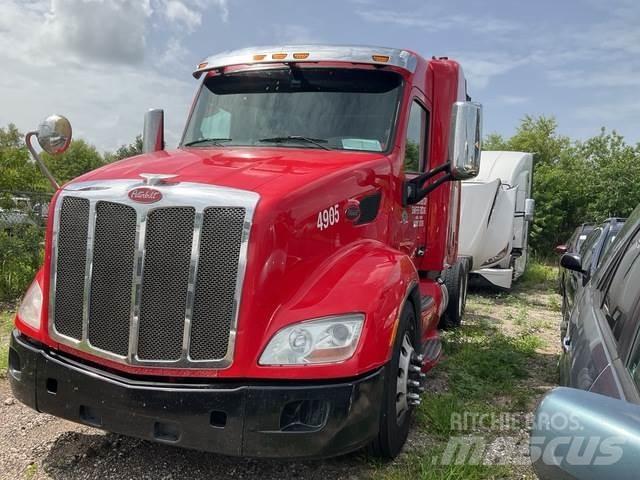 Peterbilt 579 Prime Movers