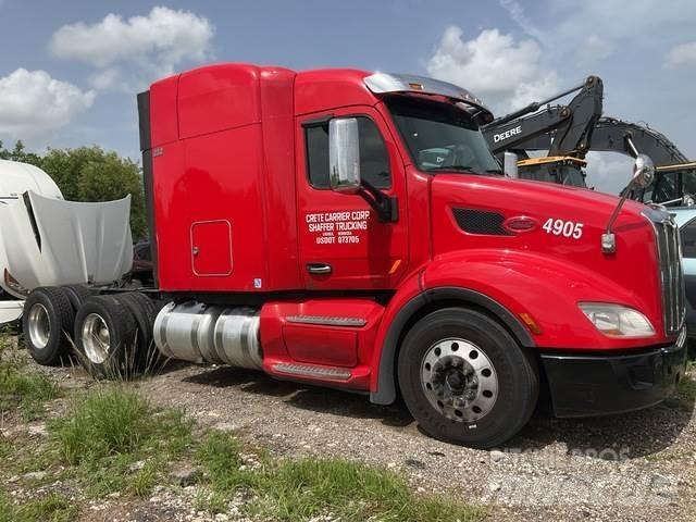 Peterbilt 579 Prime Movers