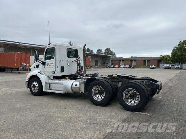Peterbilt 579 Prime Movers
