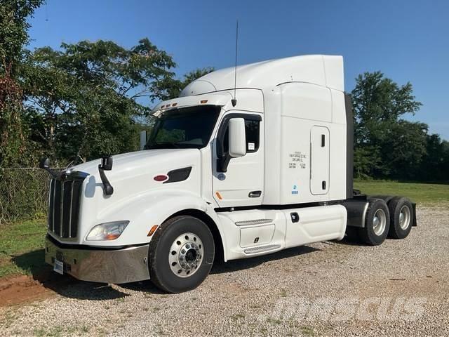 Peterbilt 579 Prime Movers