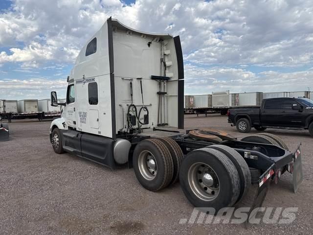Peterbilt 579 Prime Movers