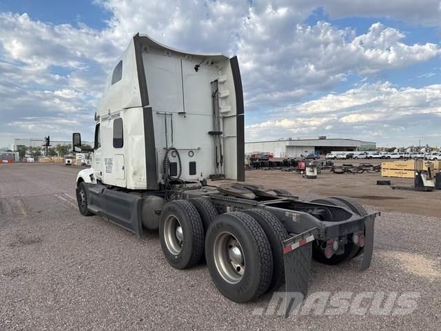 Peterbilt 579 Prime Movers