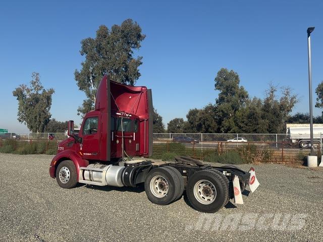 Peterbilt 579 Prime Movers