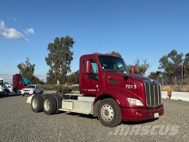 Peterbilt 579 Prime Movers