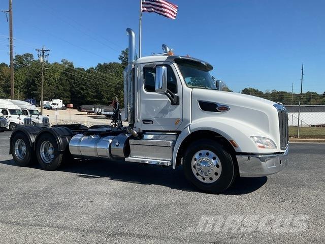 Peterbilt 579 Prime Movers