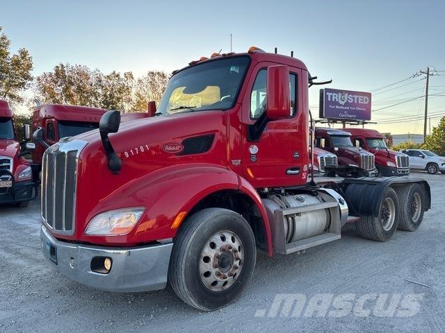 Peterbilt 579 Prime Movers