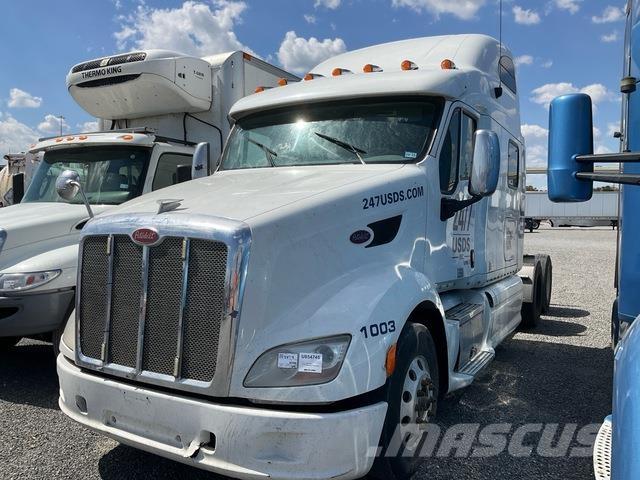 Peterbilt 587 Prime Movers