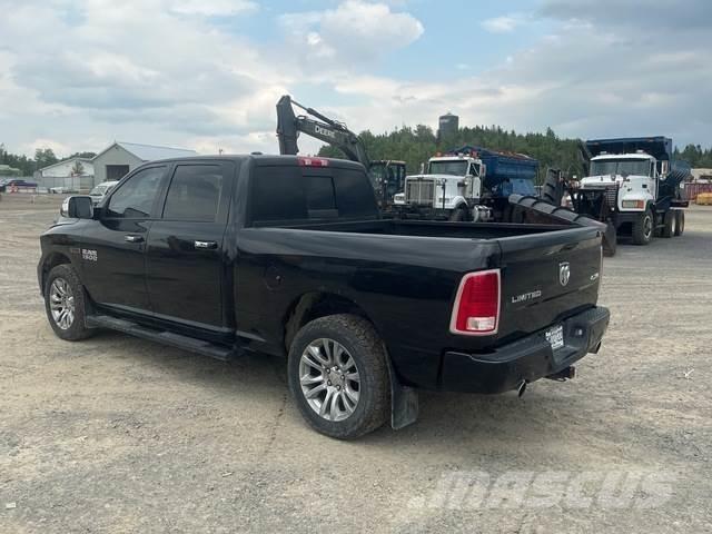 RAM 1500 Pick up/Dropside