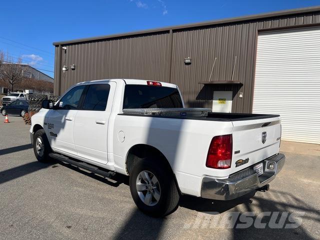 RAM 1500 Pick up/Dropside