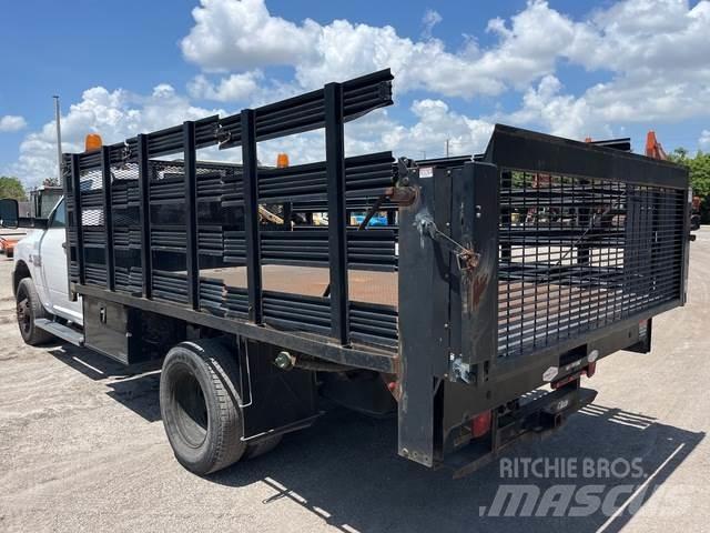 RAM 3500 Flatbed / Dropside trucks