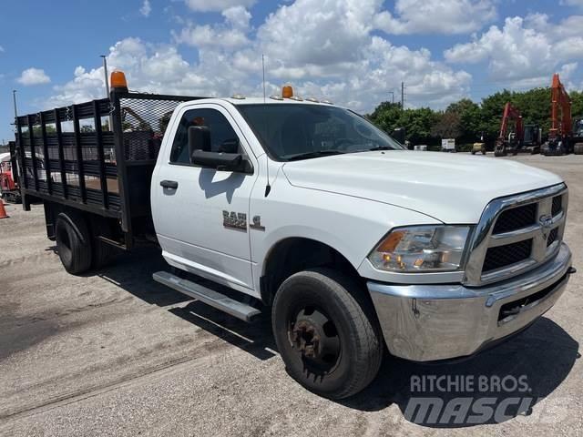 RAM 3500 Flatbed / Dropside trucks