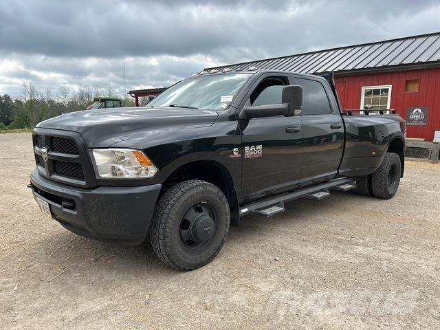 RAM 3500 Pick up/Dropside