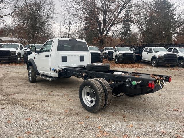 RAM 5500 Cabins and interior