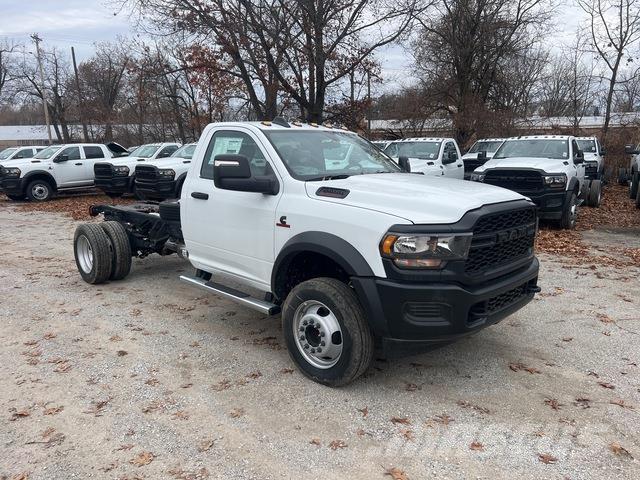 RAM 5500 Cabins and interior