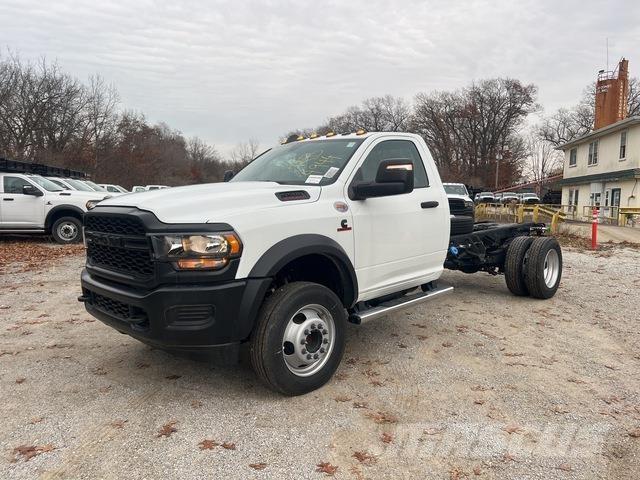 RAM 5500 Cabins and interior