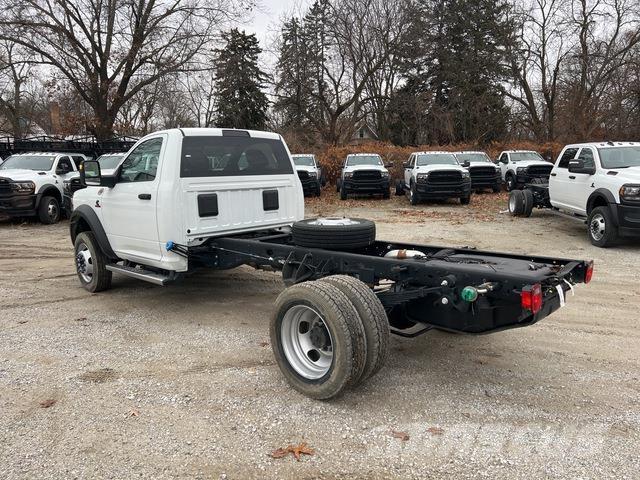 RAM 5500 Cabins and interior