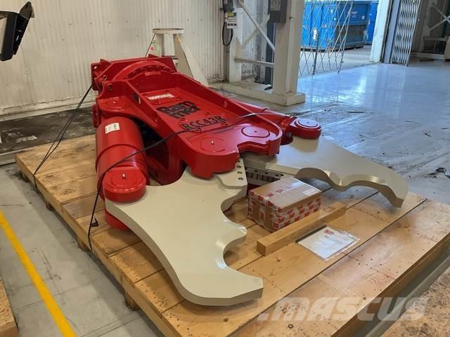 Rammer RCC43R Crushers