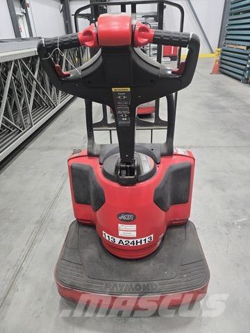 Raymond 8410 Hand pallet truck