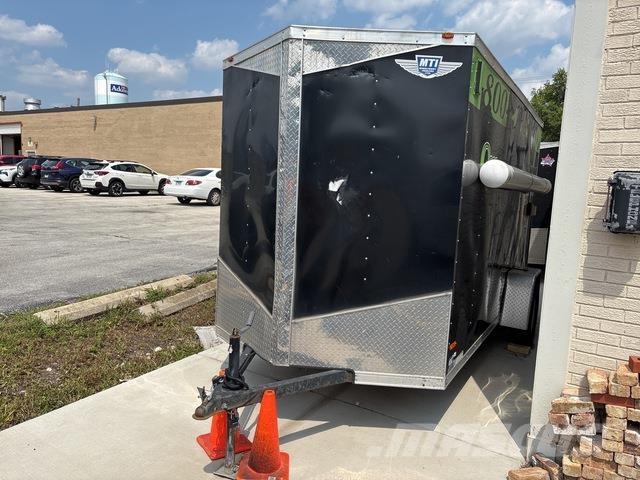 RC  Box Trailers