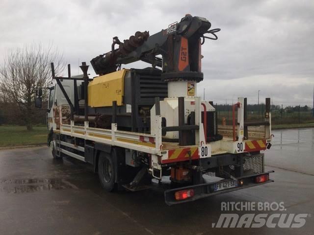 Renault D250 Truck mounted drill rig