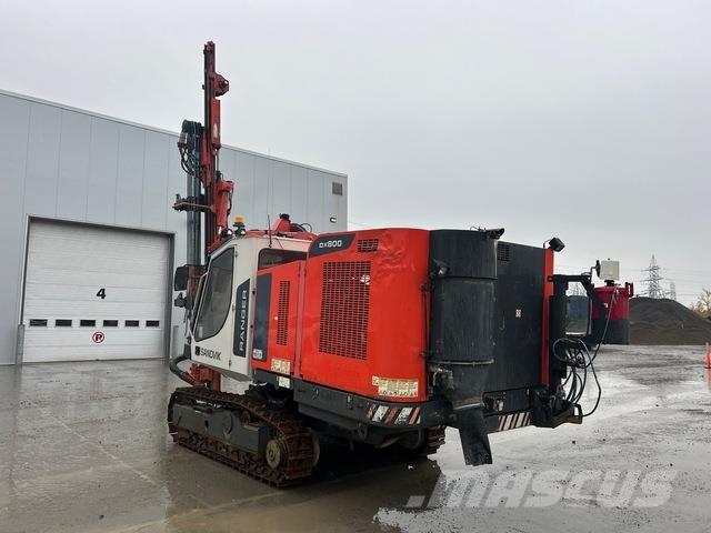 Sandvik DX800 Surface drill rigs