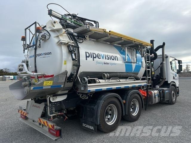 Scania P320 Commercial vehicle